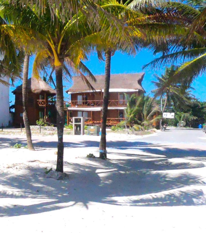 Palmeras De Mahahual Cabanas Luaran gambar