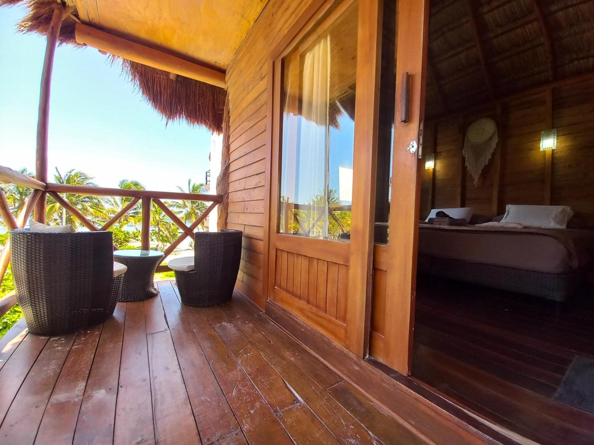 Palmeras De Mahahual Cabanas Bilik gambar