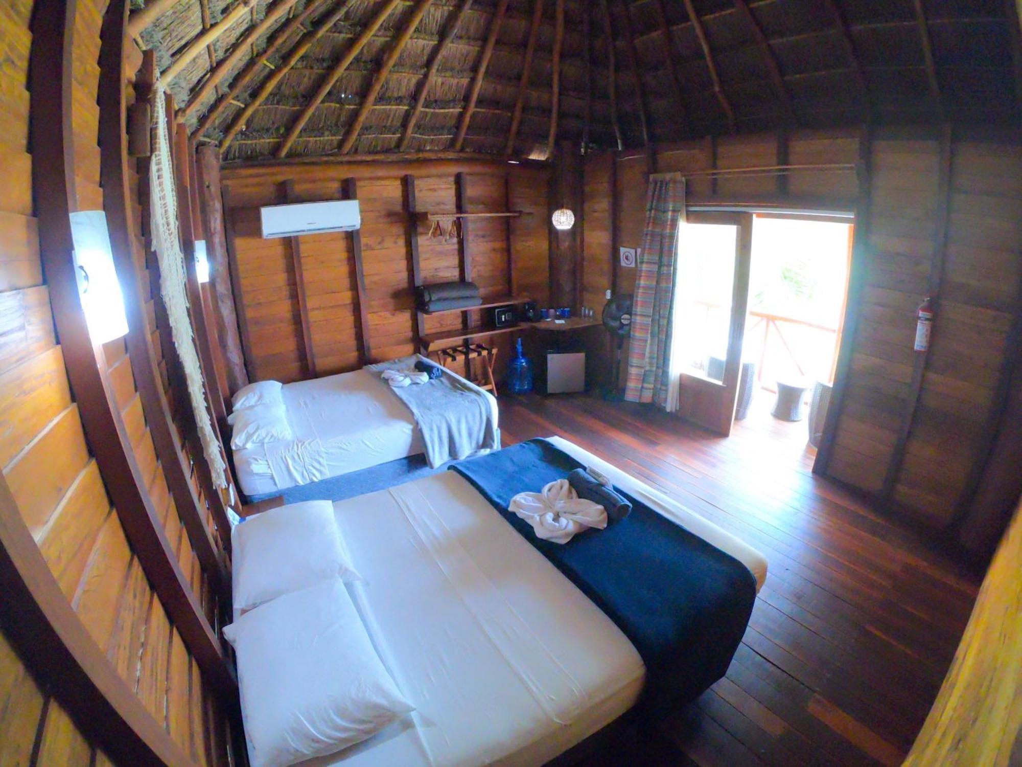 Palmeras De Mahahual Cabanas Bilik gambar