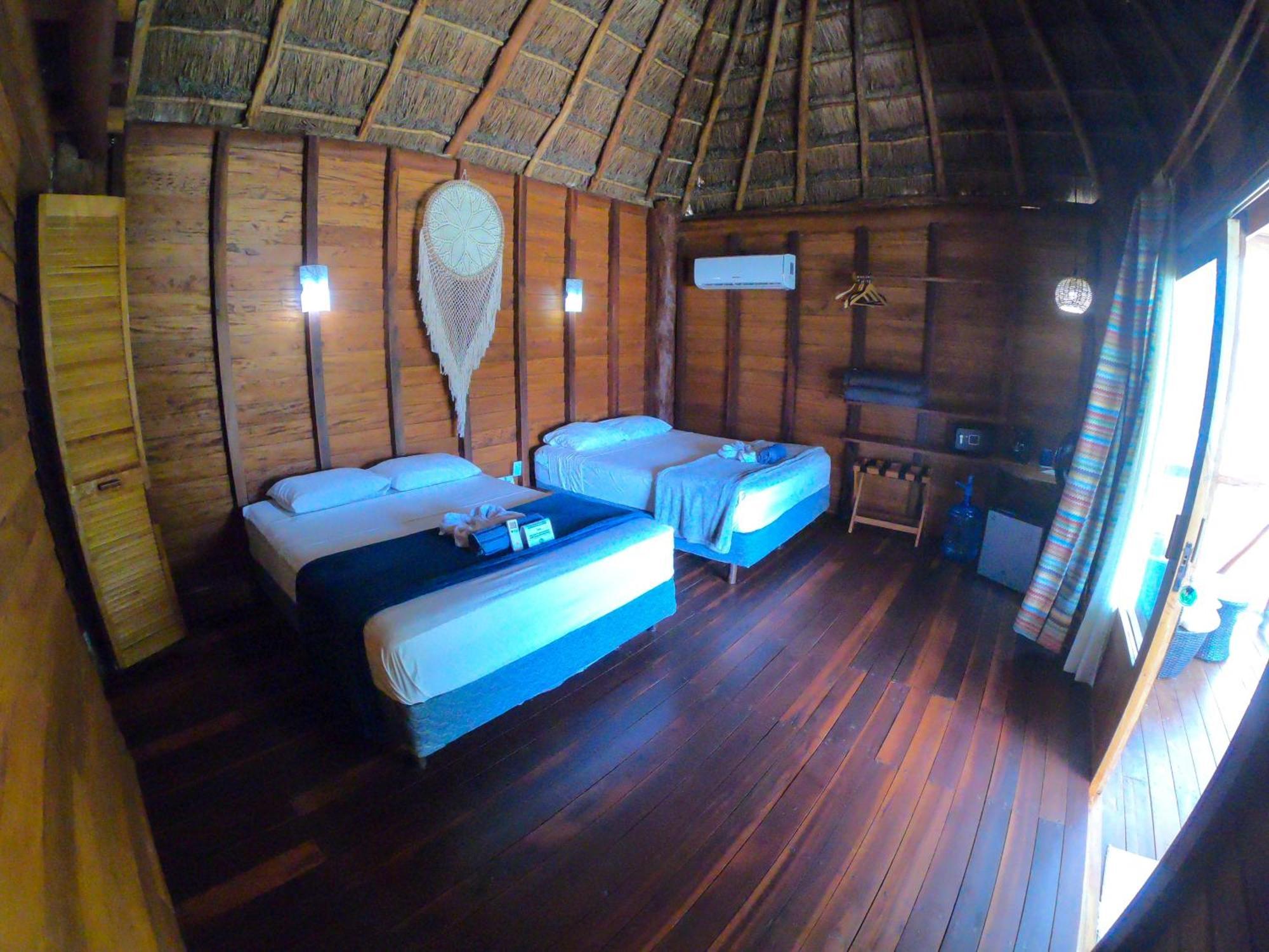 Palmeras De Mahahual Cabanas Bilik gambar