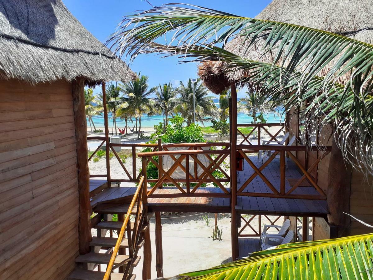 Palmeras De Mahahual Cabanas Luaran gambar