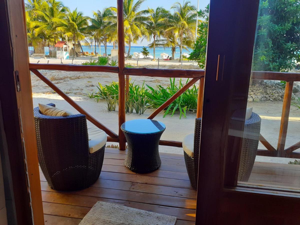 Palmeras De Mahahual Cabanas Luaran gambar